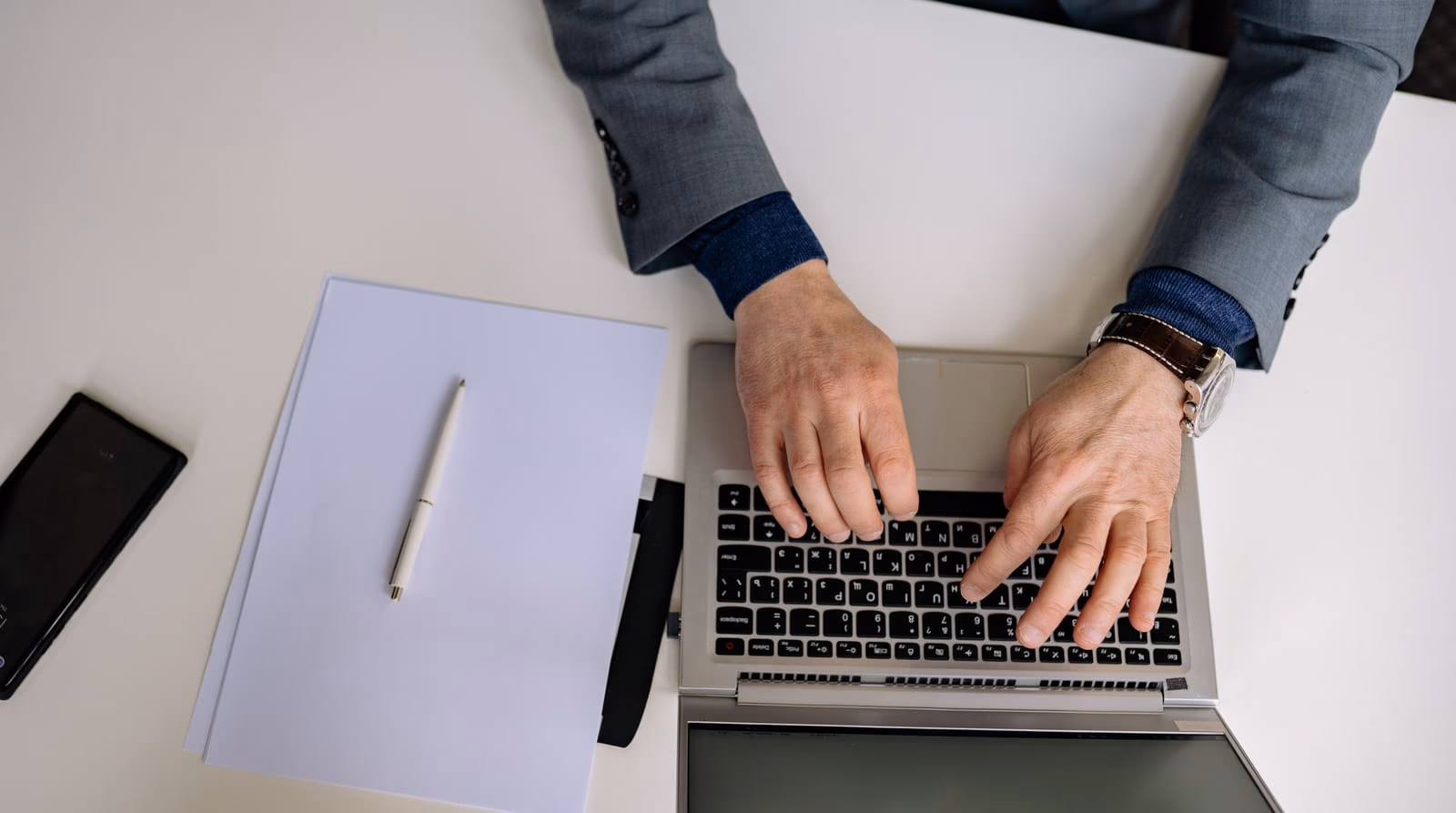 Plataforma de gestión en uso en una empresa mediana